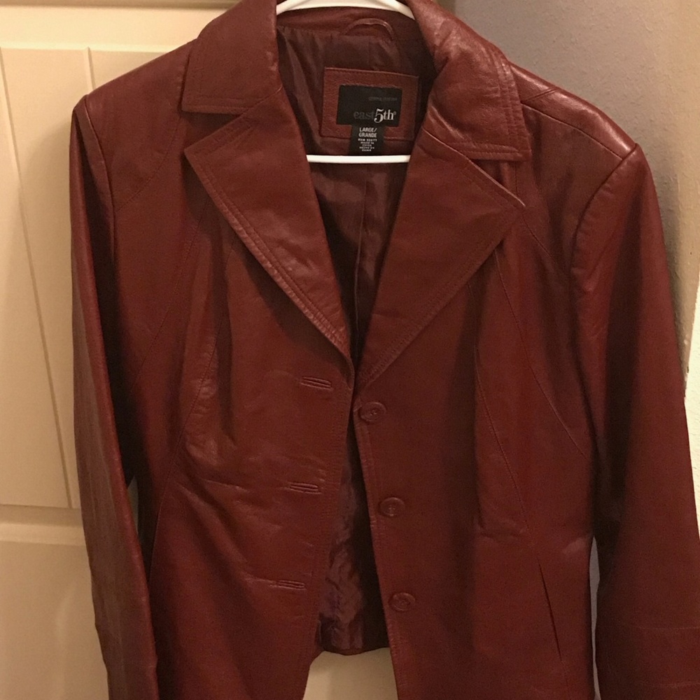 Leather jacket - Picture 2 of 2